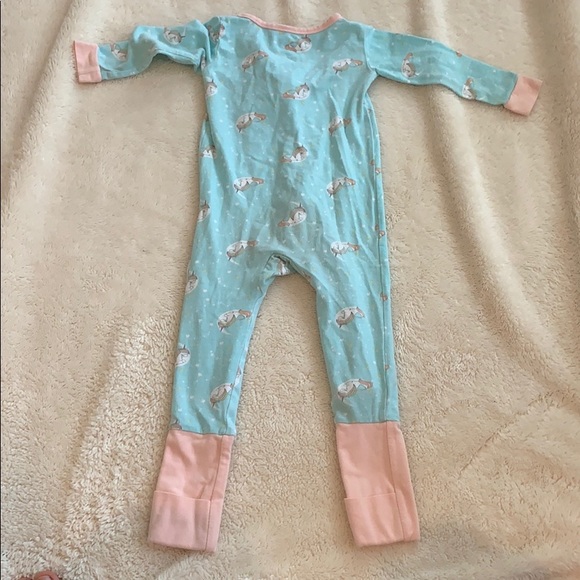 Max & Olivia Mini unicorn onesie - Picture 4 of 4